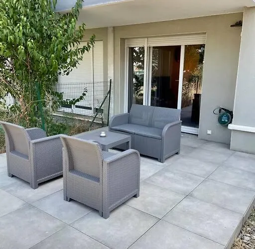 L'ovalie T2 Climatise Et Jardin