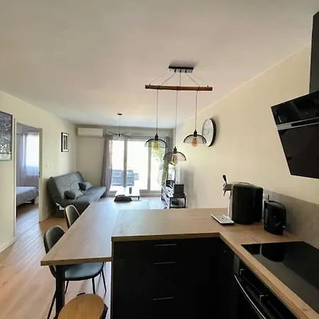 L'ovalie T2 Climatise Et Jardin Apartamento