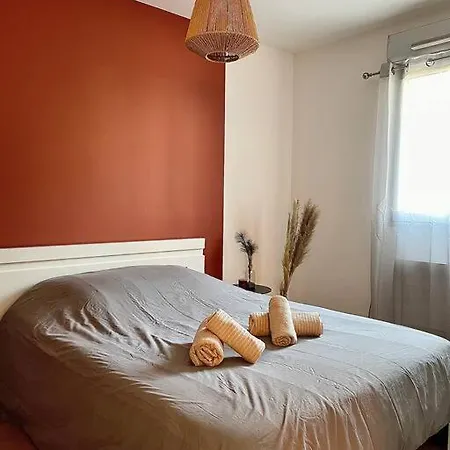 L'ovalie T2 Climatise Et Jardin Apartmán *